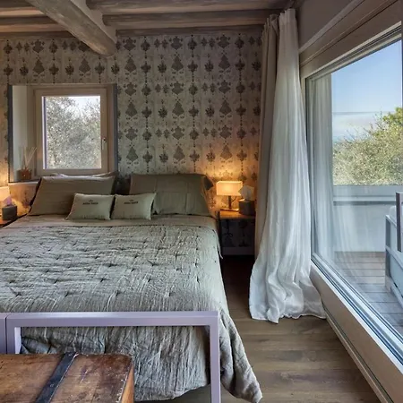Mom'S Villa Bed & Breakfast