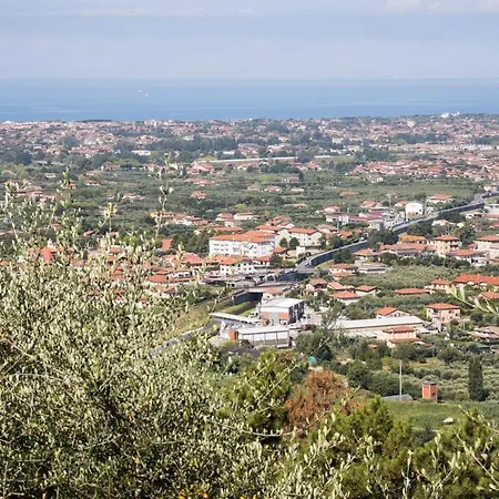 Bed & Breakfast Mom'S Villa Pietrasanta