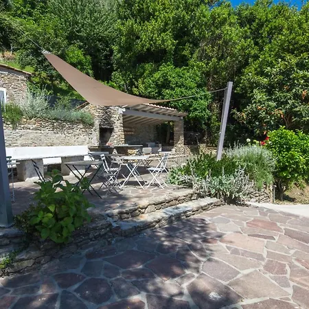 Mom'S Villa